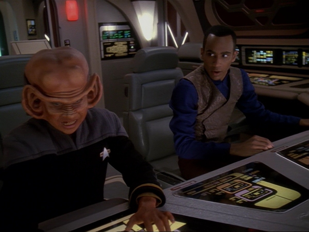 extant_StarTrek_DS9_6x22-Valiant_0426.jpg