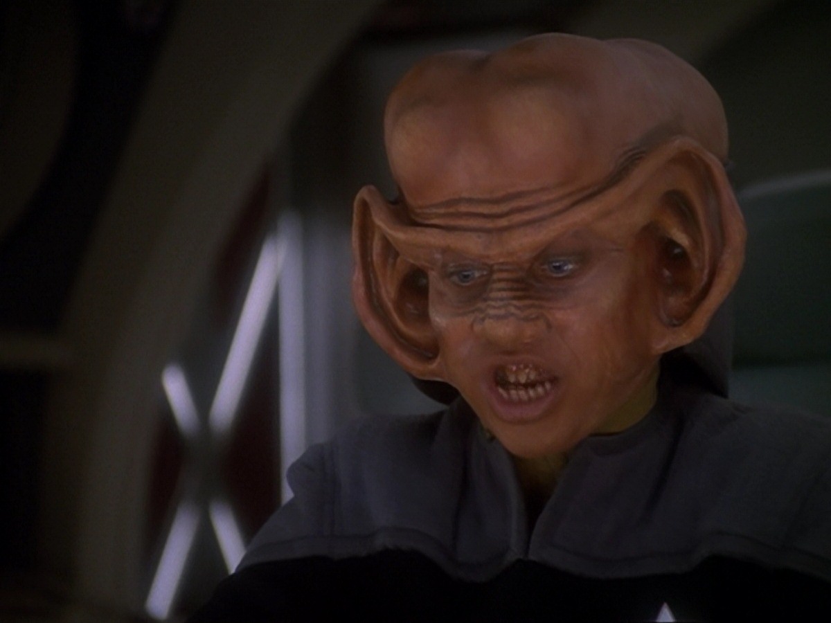 extant_StarTrek_DS9_6x22-Valiant_0439.jpg