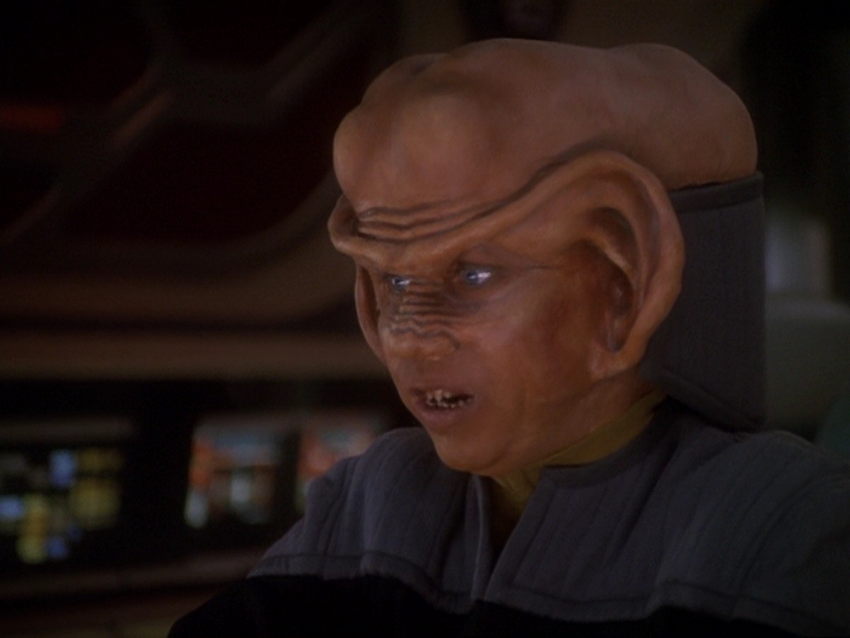 extant_StarTrek_DS9_6x22-Valiant_0452.jpg