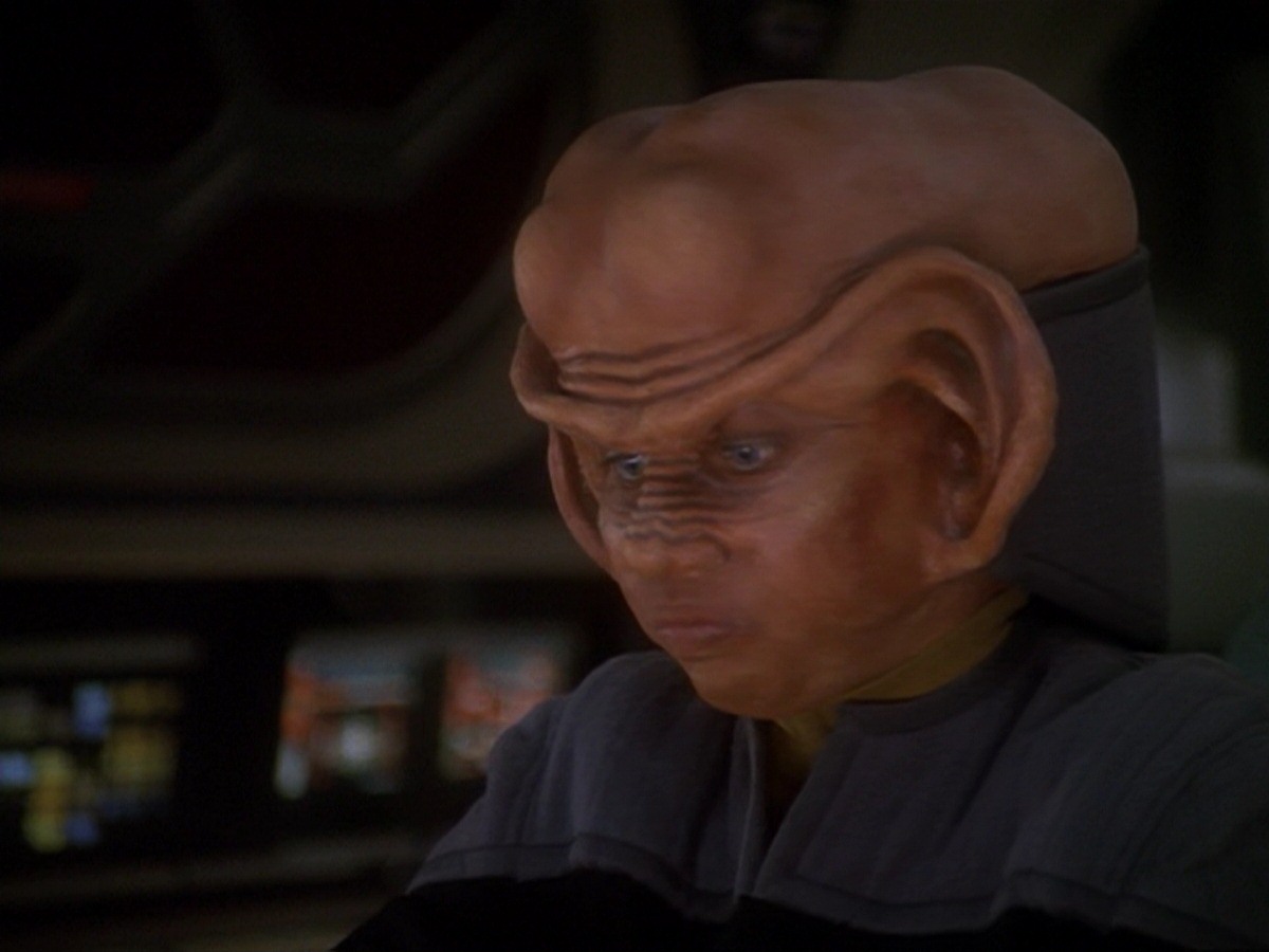 extant_StarTrek_DS9_6x22-Valiant_0453.jpg