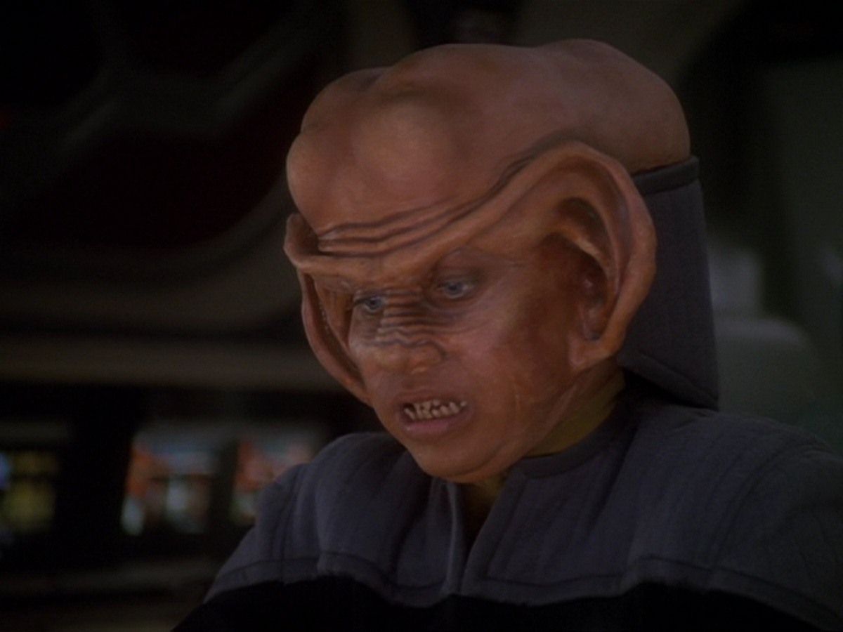 extant_StarTrek_DS9_6x22-Valiant_0660.jpg