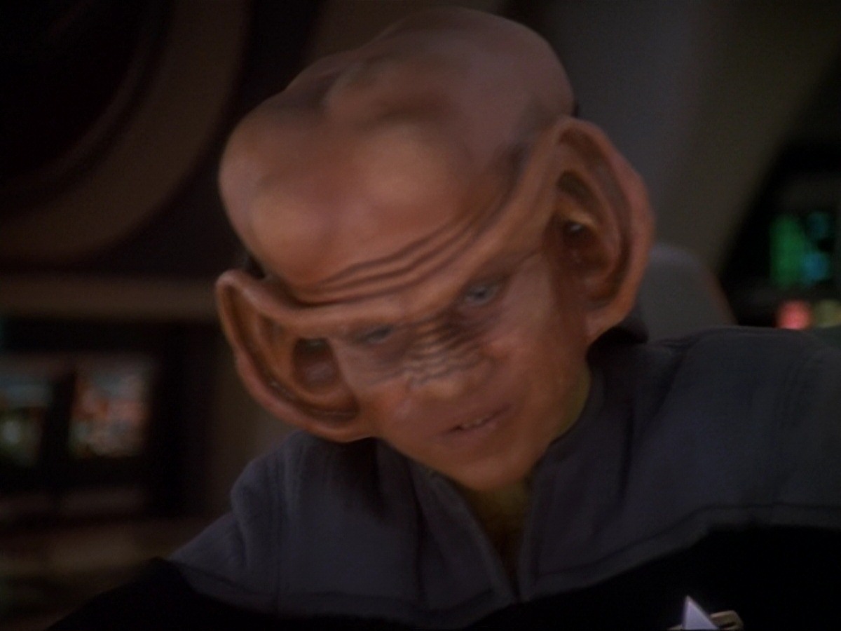extant_StarTrek_DS9_6x22-Valiant_0695.jpg