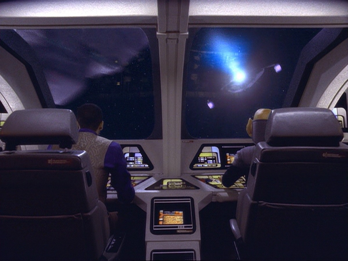 extant_StarTrek_DS9_6x22-Valiant_0783.jpg