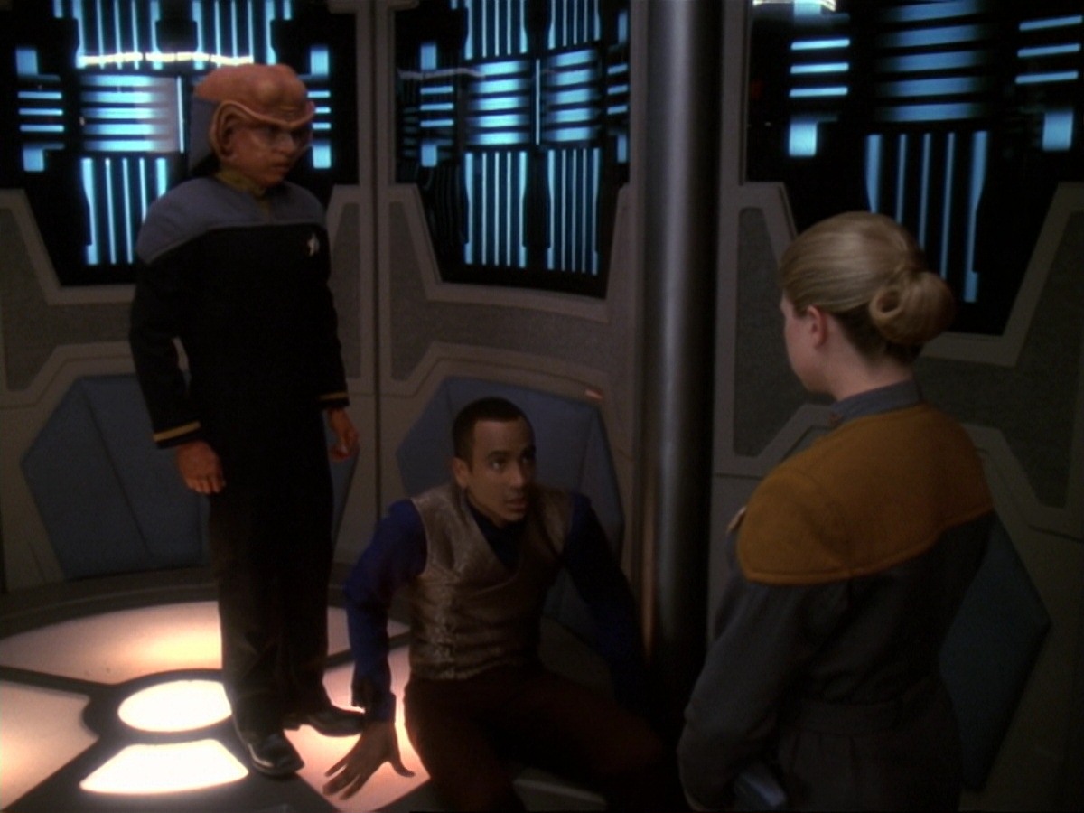 extant_StarTrek_DS9_6x22-Valiant_0821.jpg