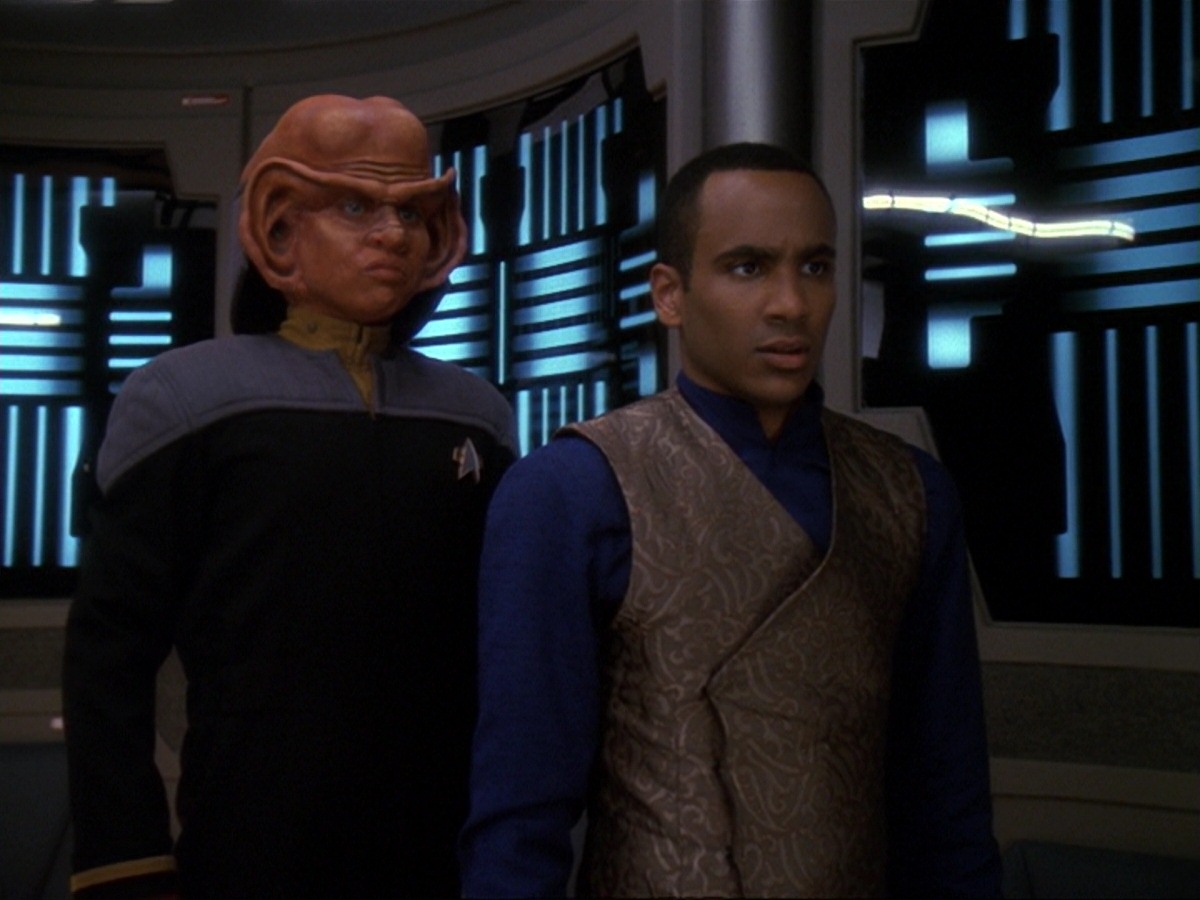 extant_StarTrek_DS9_6x22-Valiant_0831.jpg