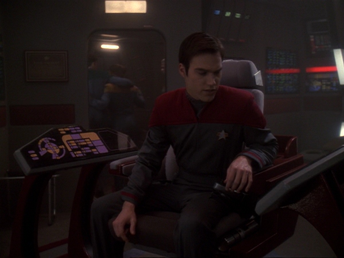 extant_StarTrek_DS9_6x22-Valiant_0861.jpg