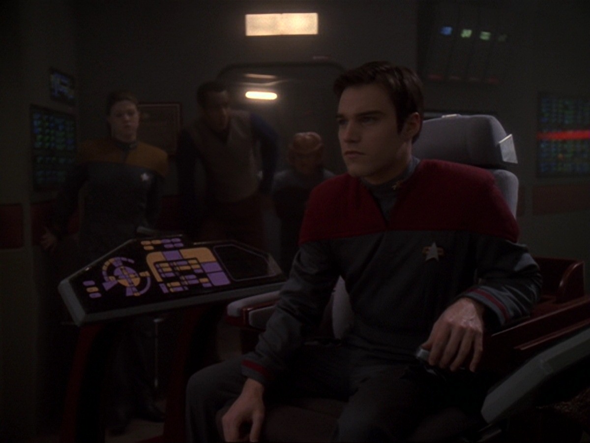 extant_StarTrek_DS9_6x22-Valiant_0867.jpg