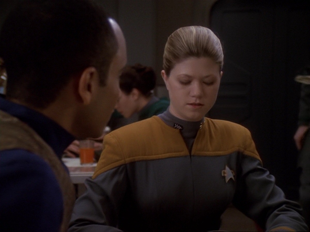 extant_StarTrek_DS9_6x22-Valiant_1504.jpg