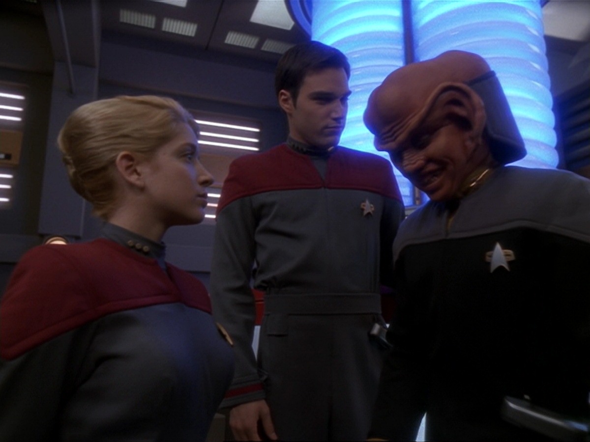 extant_StarTrek_DS9_6x22-Valiant_1714.jpg
