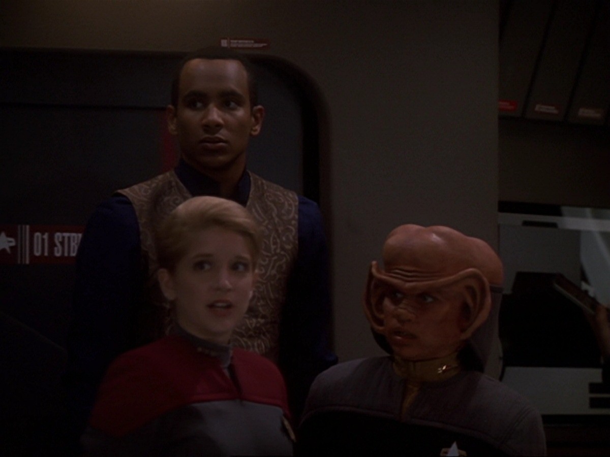 extant_StarTrek_DS9_6x22-Valiant_2183.jpg