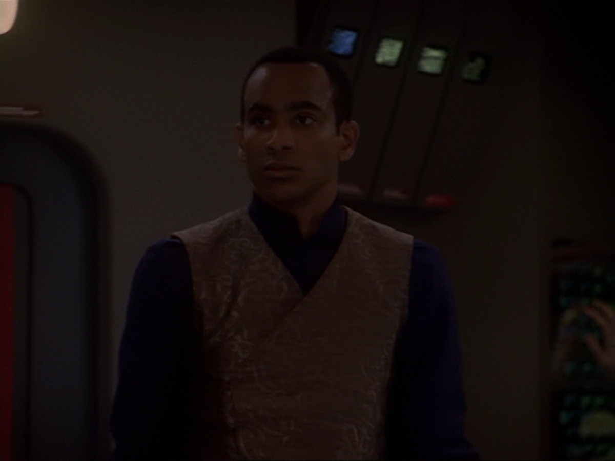 extant_StarTrek_DS9_6x22-Valiant_2197.jpg