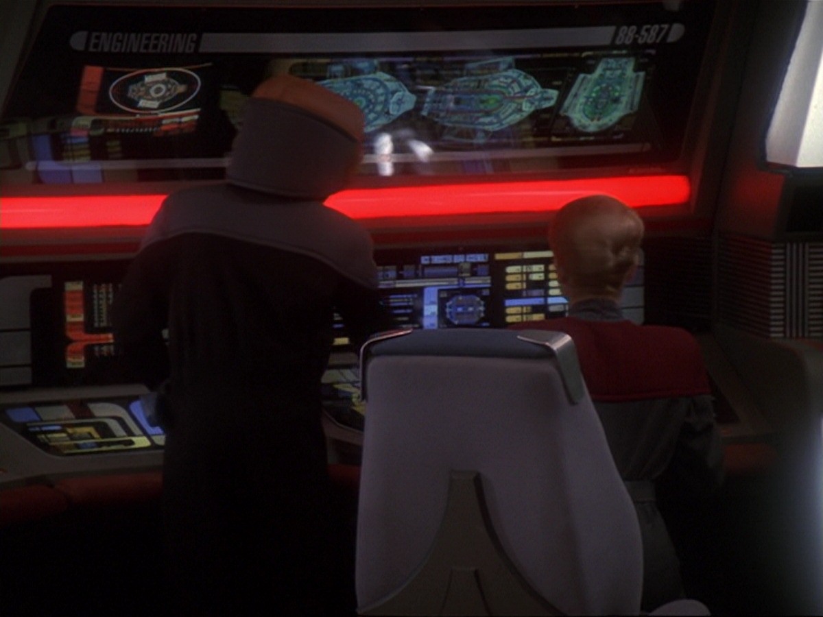 extant_StarTrek_DS9_6x22-Valiant_2203.jpg