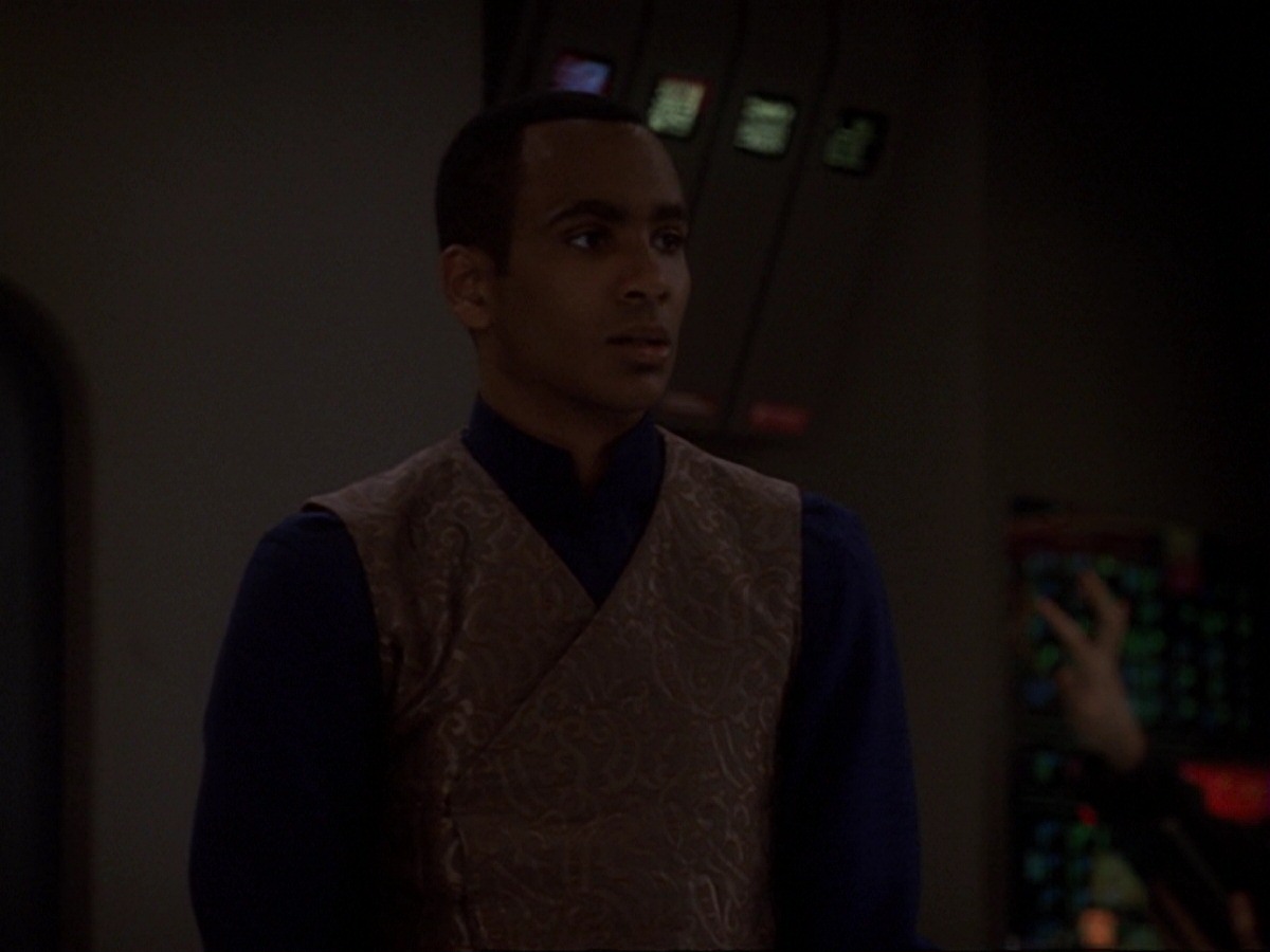 extant_StarTrek_DS9_6x22-Valiant_2206.jpg