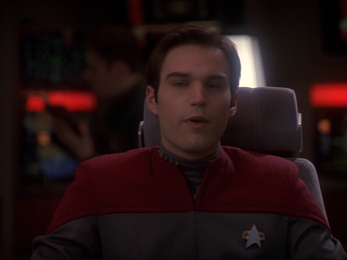 extant_StarTrek_DS9_6x22-Valiant_2219.jpg