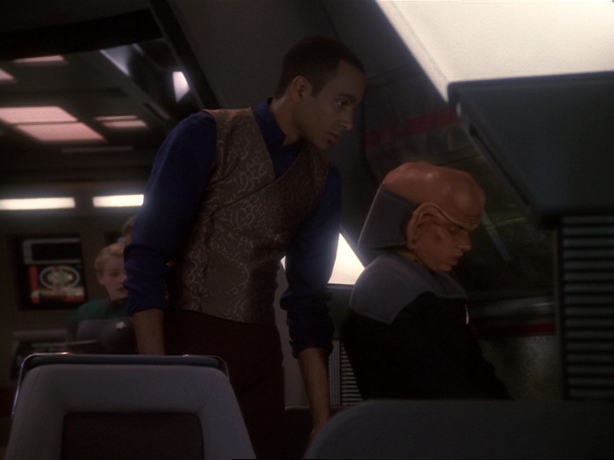 extant_StarTrek_DS9_6x22-Valiant_2230.jpg