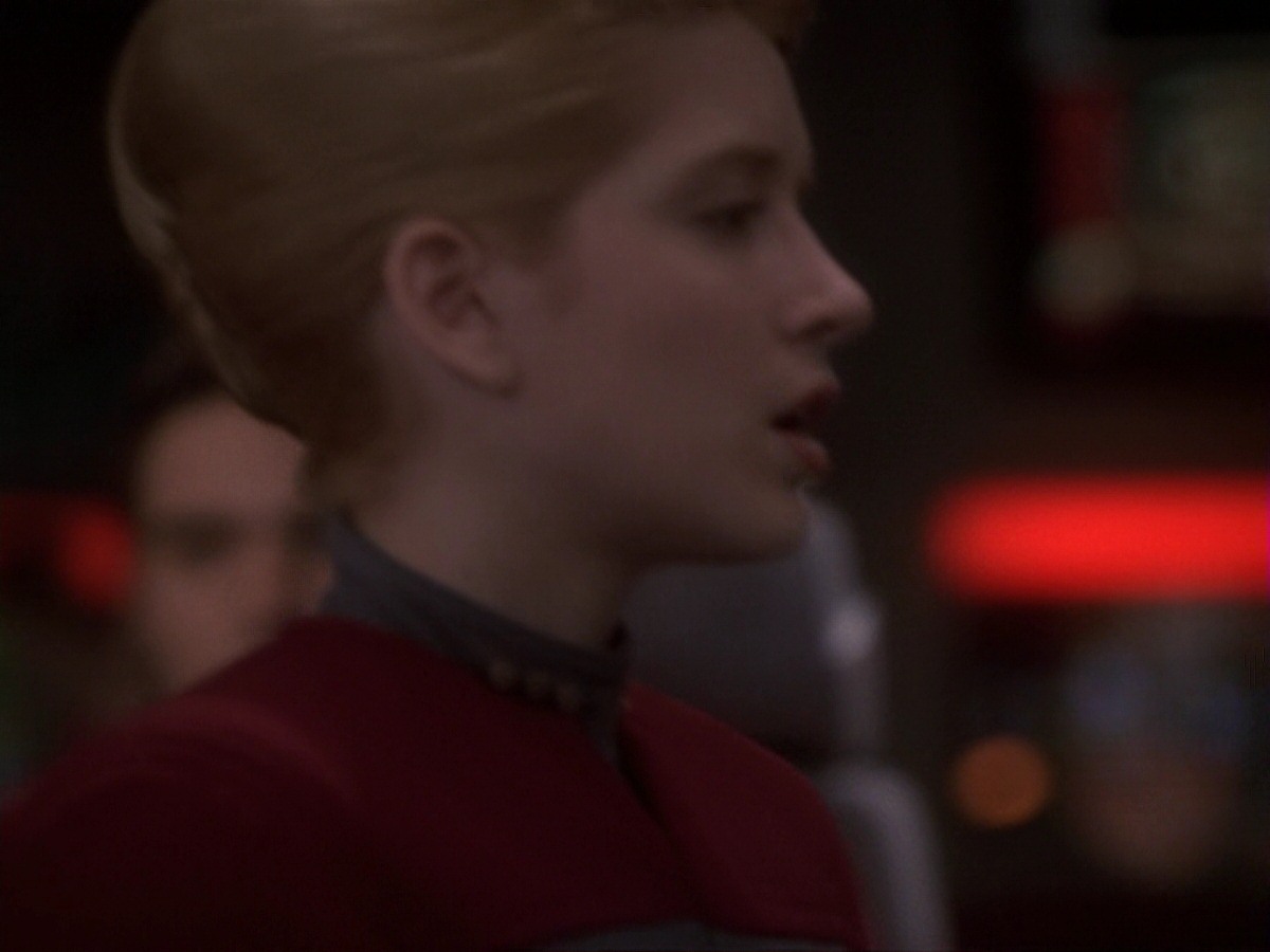 extant_StarTrek_DS9_6x22-Valiant_2250.jpg