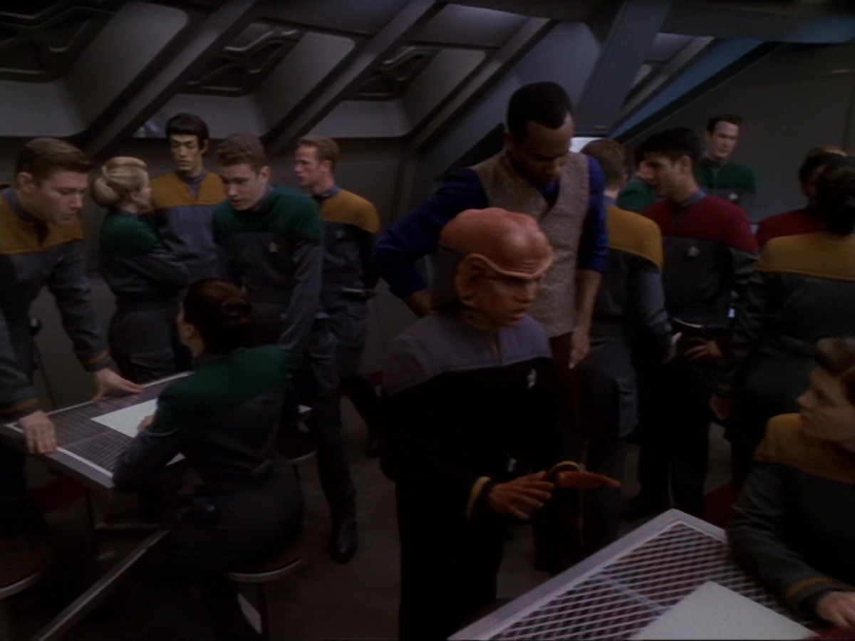extant_StarTrek_DS9_6x22-Valiant_2281.jpg
