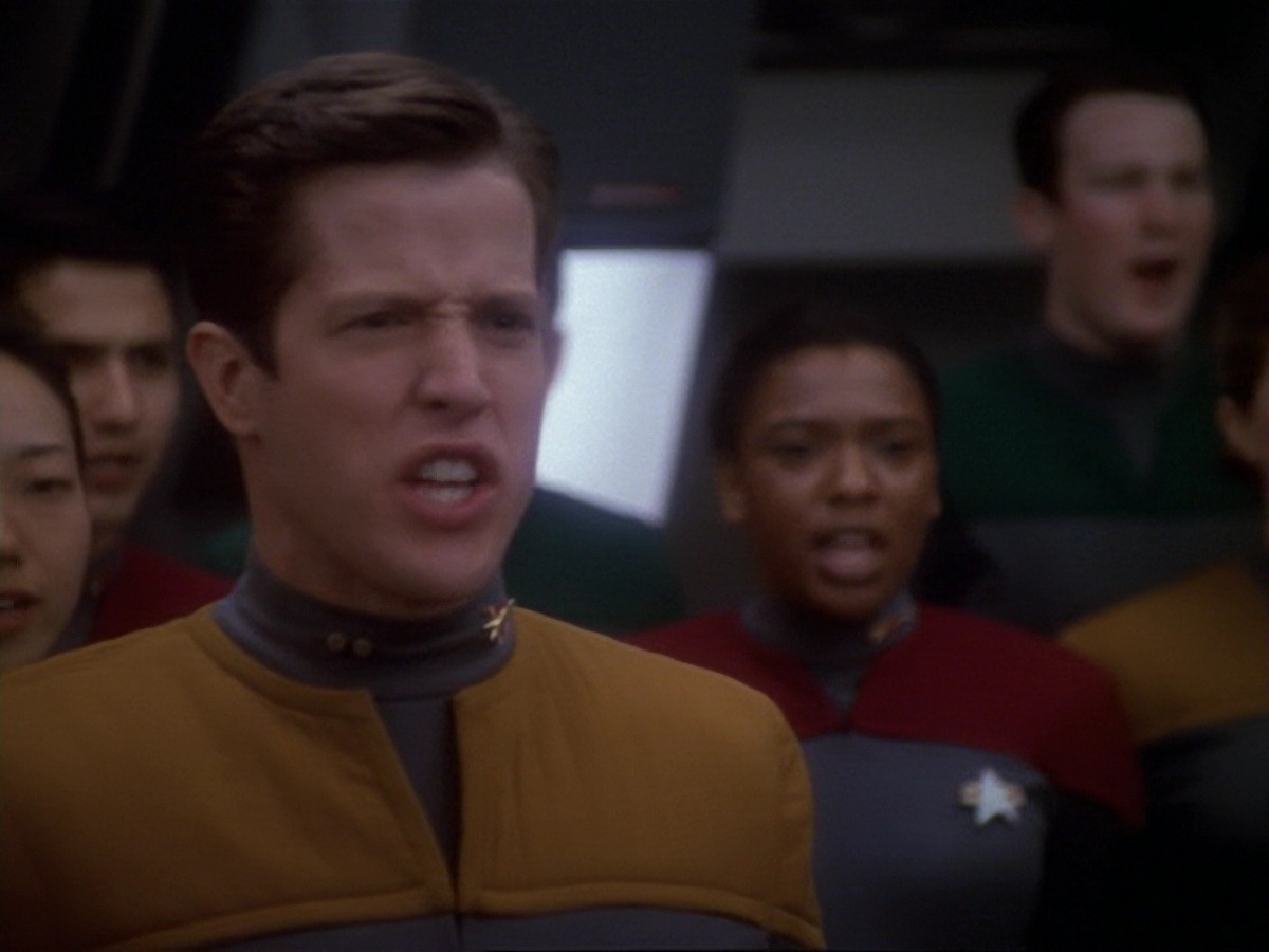 extant_StarTrek_DS9_6x22-Valiant_2526.jpg