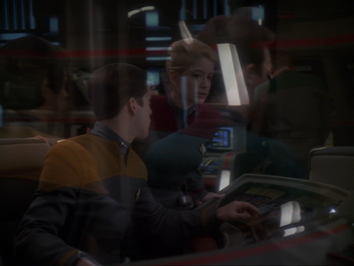 extant_StarTrek_DS9_6x22-Valiant_2723.jpg