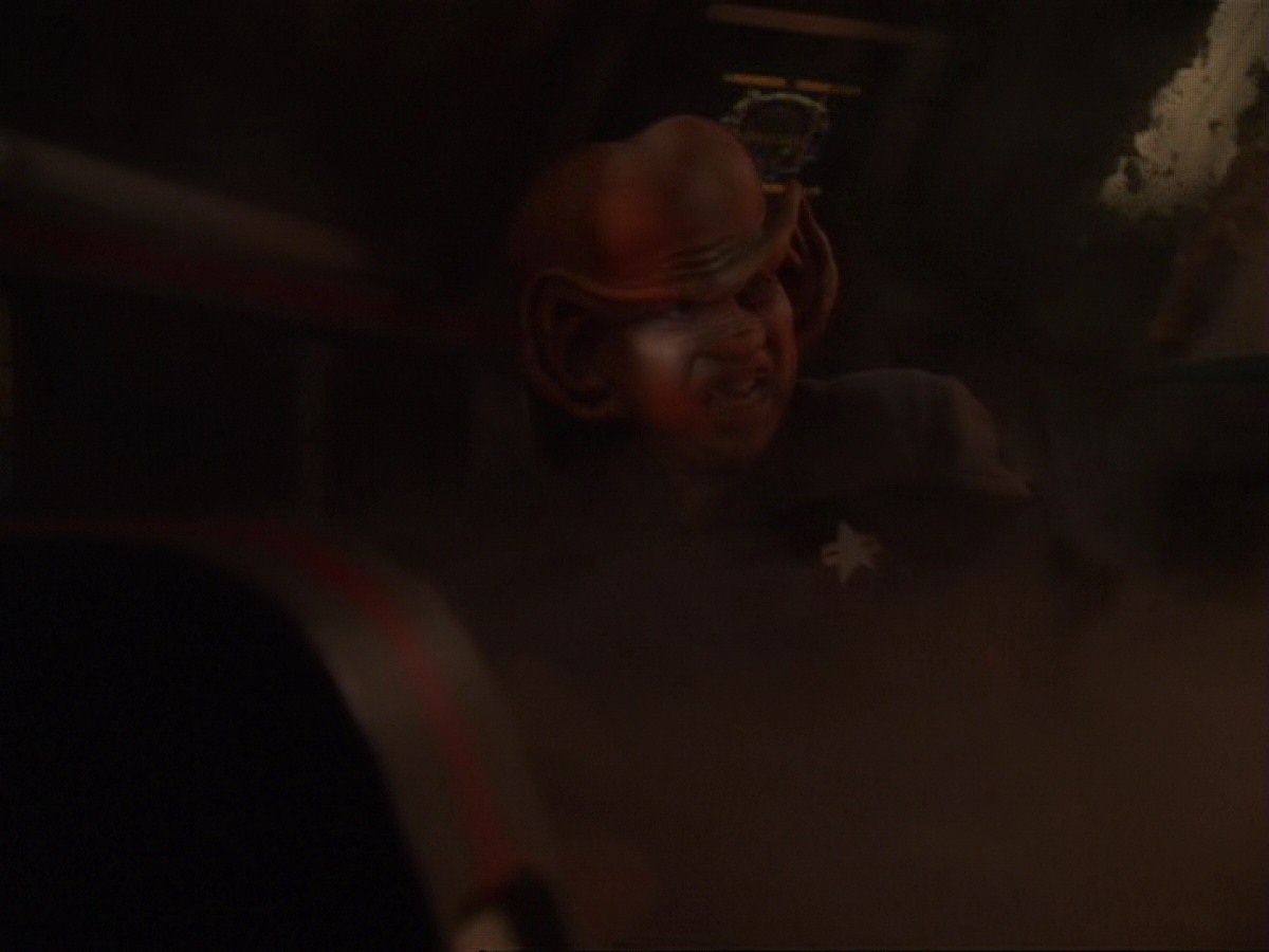 extant_StarTrek_DS9_6x22-Valiant_3263.jpg