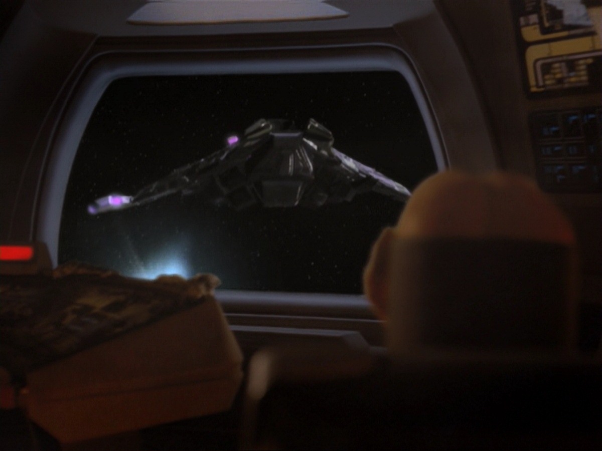 extant_StarTrek_DS9_6x22-Valiant_3304.jpg