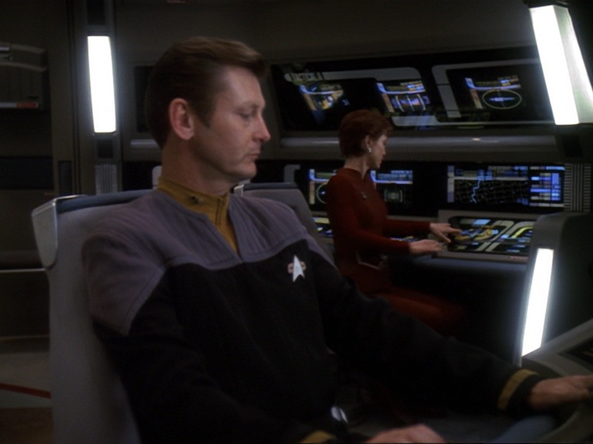 extant_StarTrek_DS9_6x22-Valiant_3408.jpg