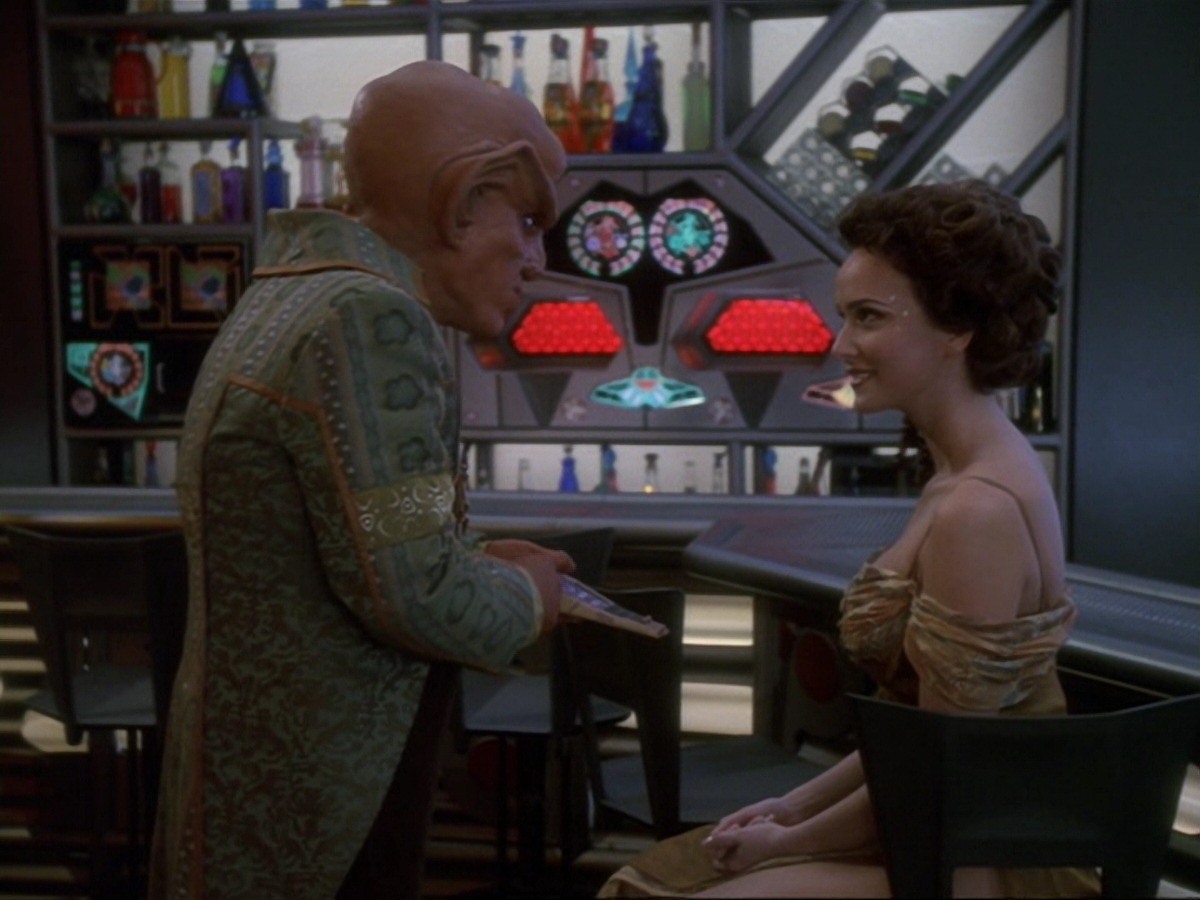 extant_StarTrek_DS9_6x23-ProfitAndLace_0028.jpg
