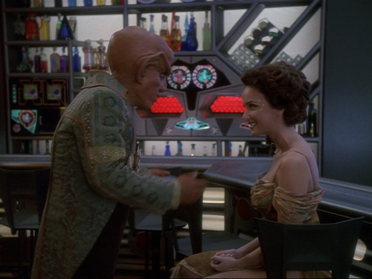 extant_StarTrek_DS9_6x23-ProfitAndLace_0062.jpg