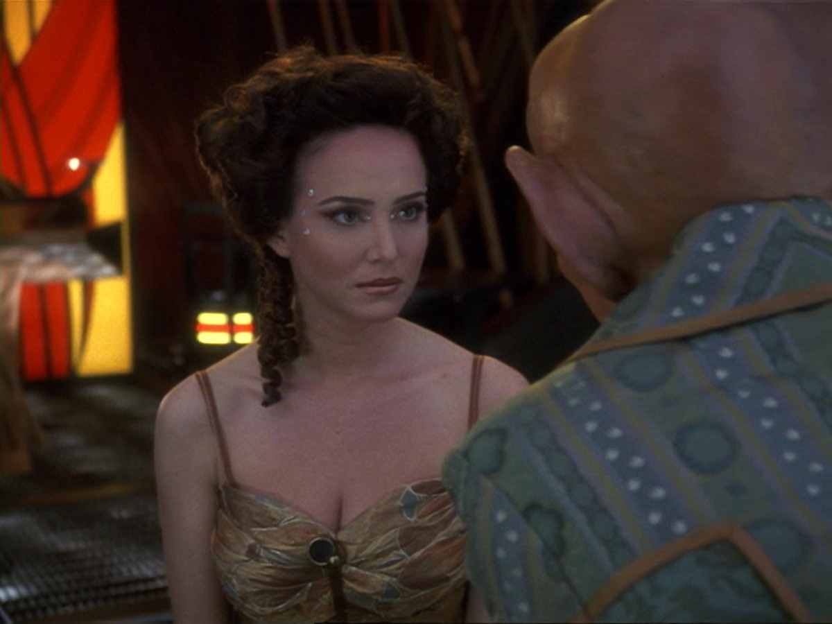extant_StarTrek_DS9_6x23-ProfitAndLace_0095.jpg