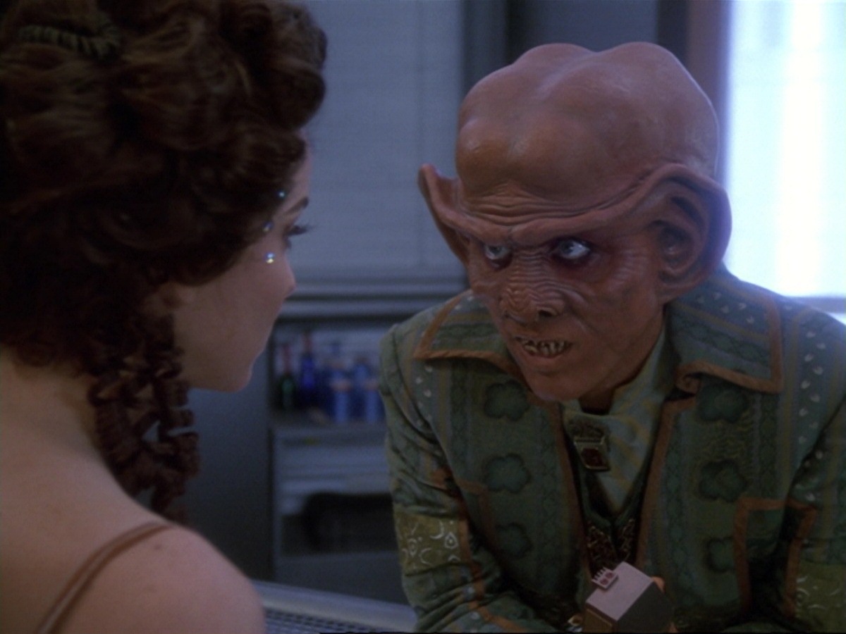 extant_StarTrek_DS9_6x23-ProfitAndLace_0113.jpg