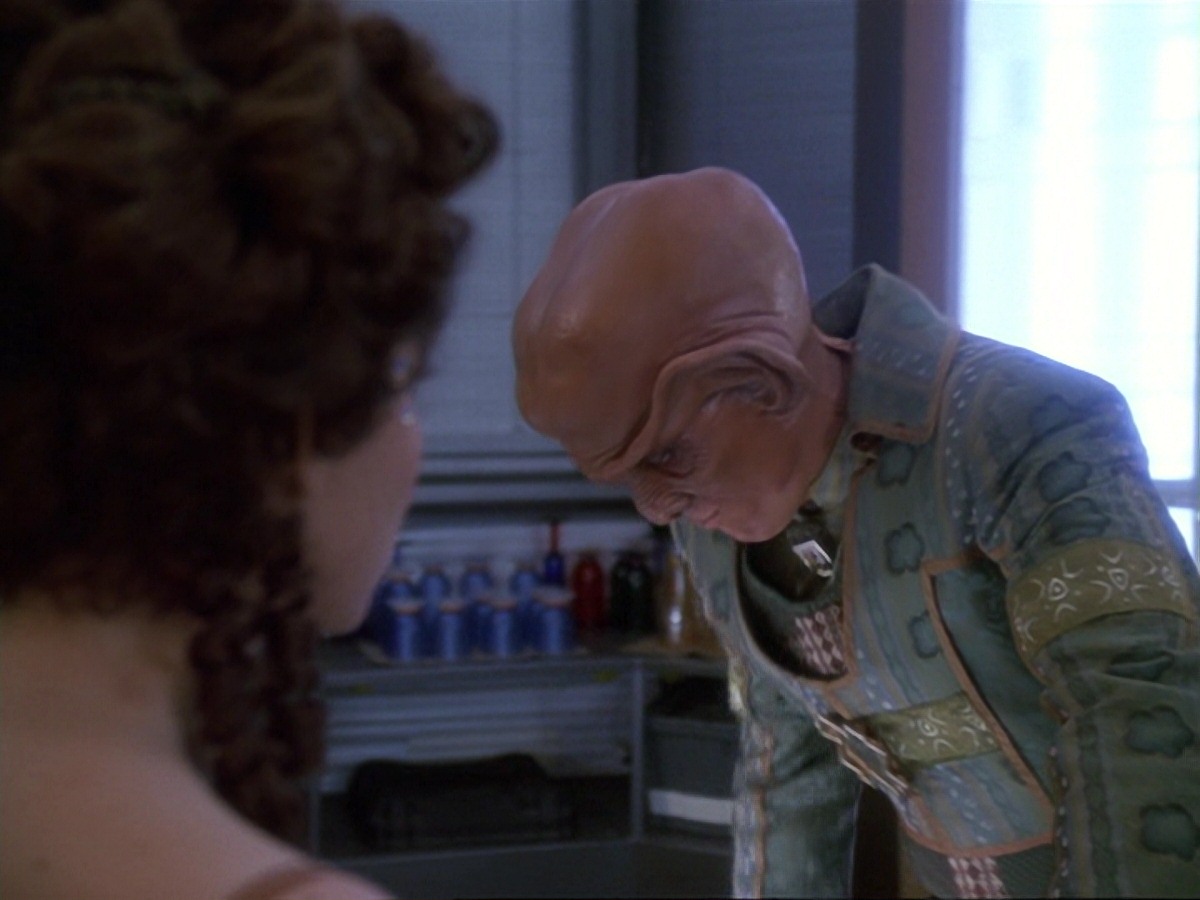 extant_StarTrek_DS9_6x23-ProfitAndLace_0122.jpg