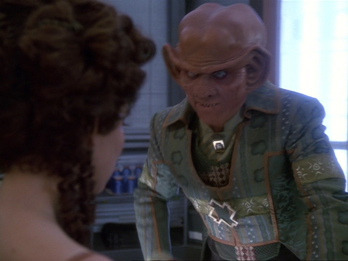 extant_StarTrek_DS9_6x23-ProfitAndLace_0124.jpg