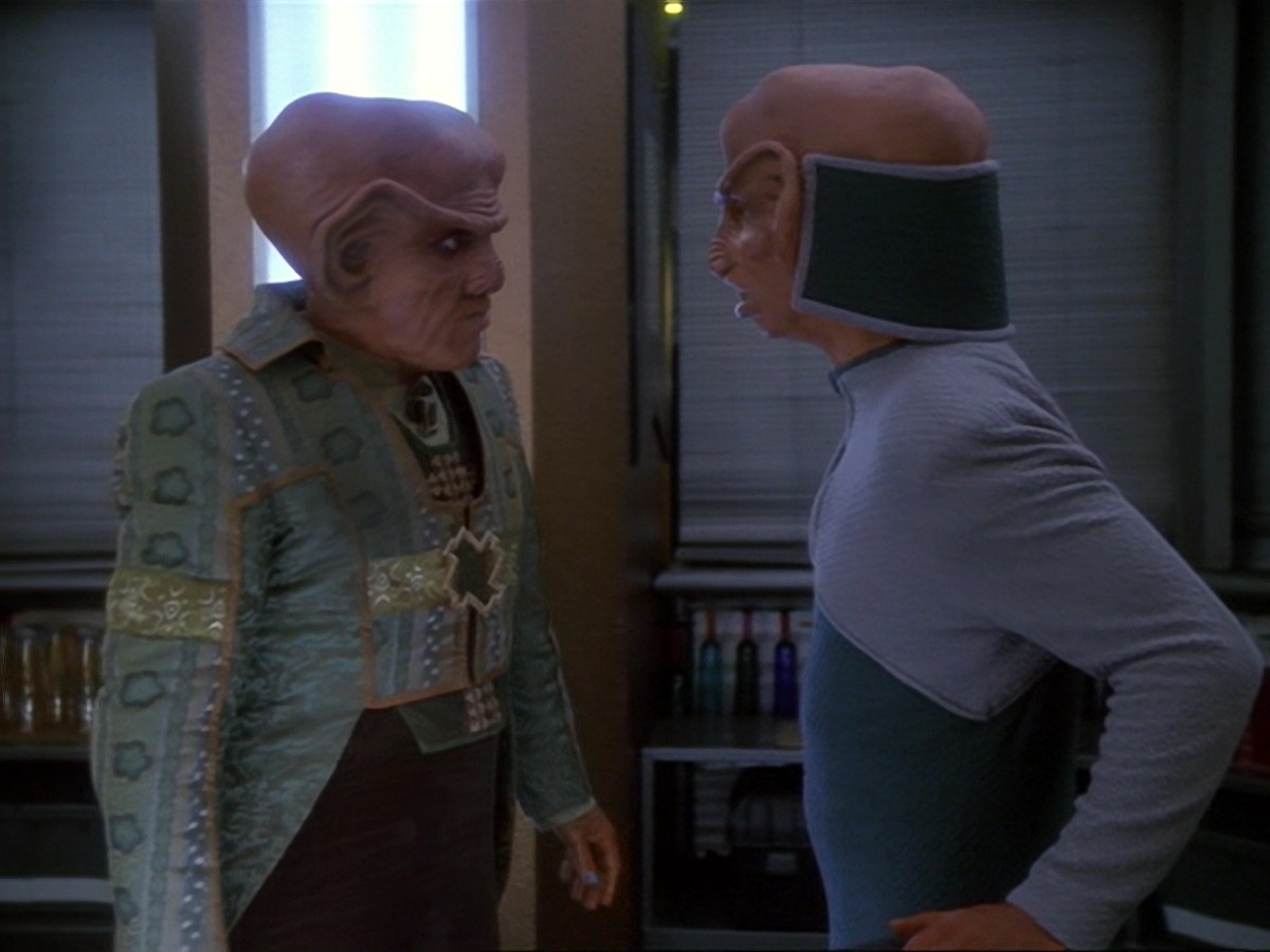 extant_StarTrek_DS9_6x23-ProfitAndLace_0198.jpg
