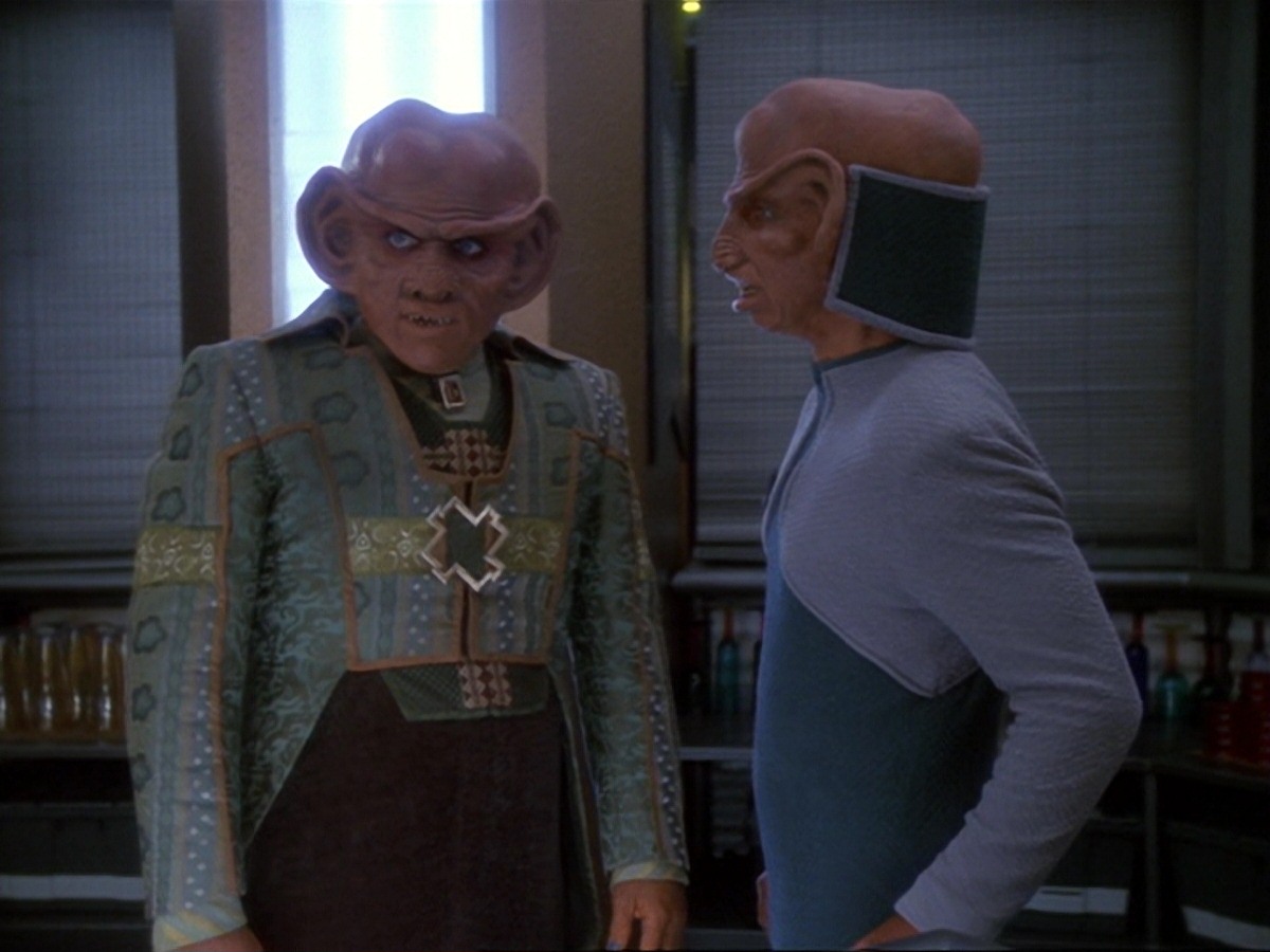 extant_StarTrek_DS9_6x23-ProfitAndLace_0200.jpg