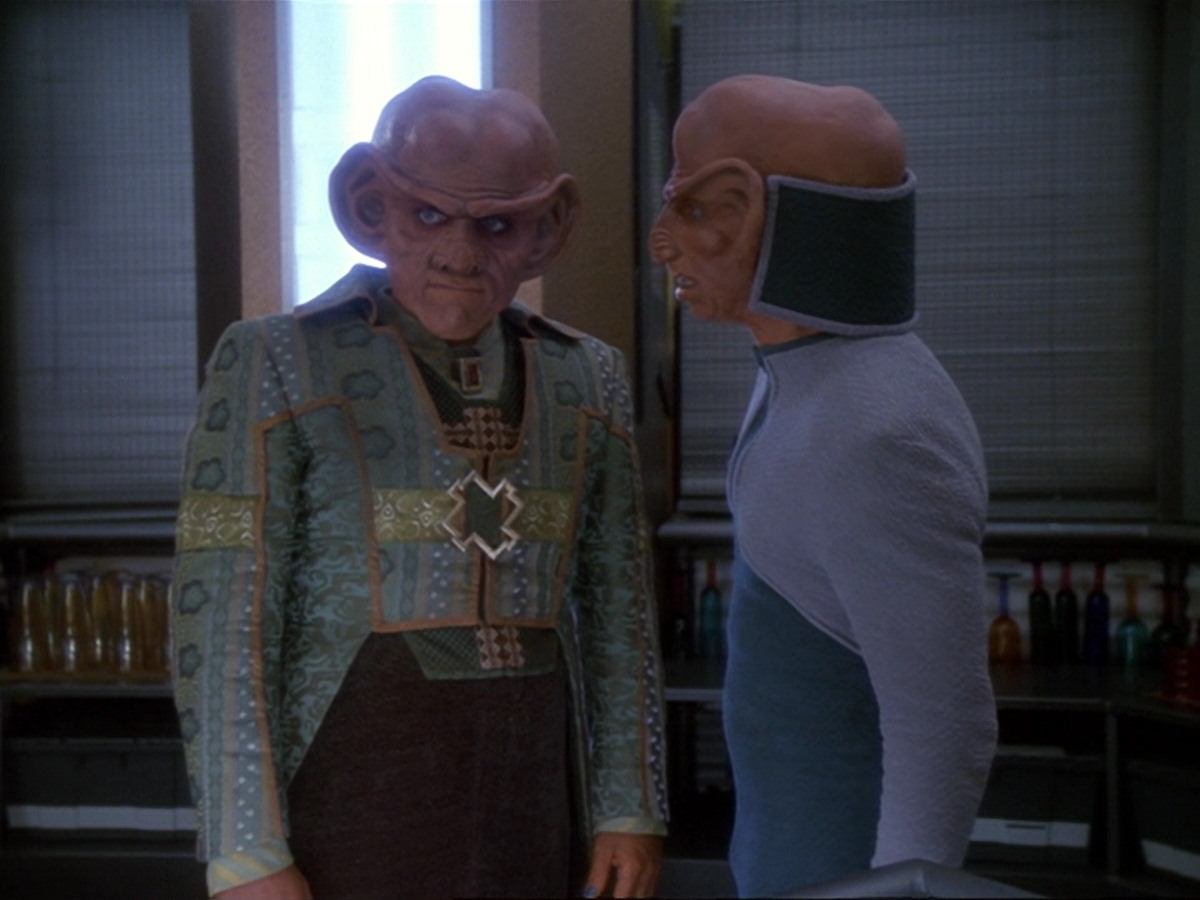 extant_StarTrek_DS9_6x23-ProfitAndLace_0207.jpg