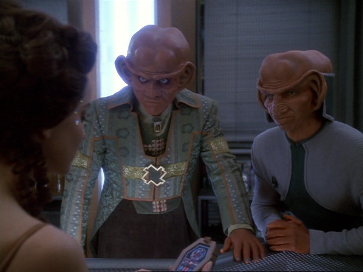 extant_StarTrek_DS9_6x23-ProfitAndLace_0242.jpg