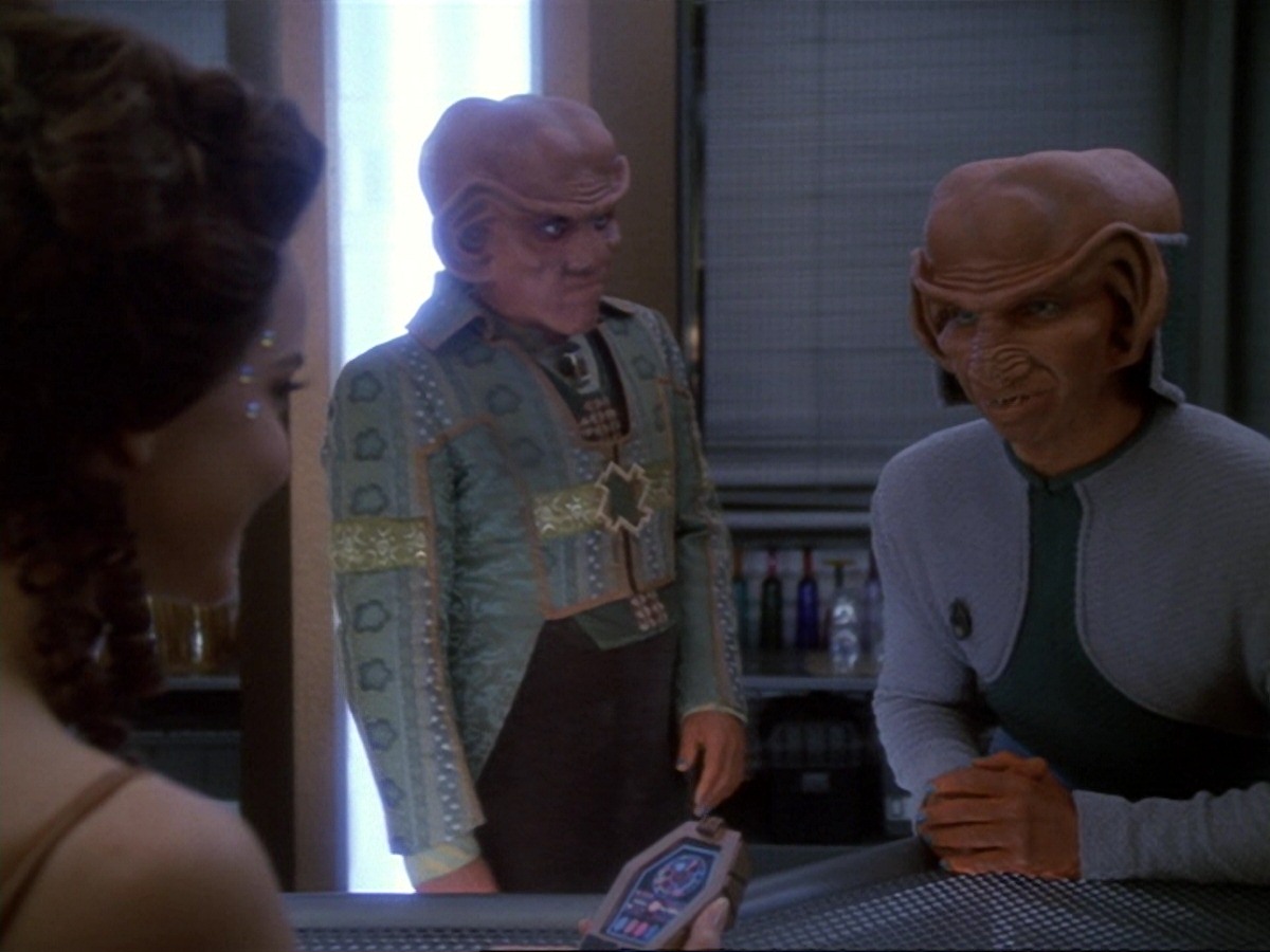 extant_StarTrek_DS9_6x23-ProfitAndLace_0246.jpg