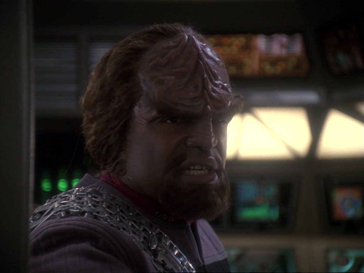 extant_StarTrek_DS9_6x23-ProfitAndLace_0285.jpg