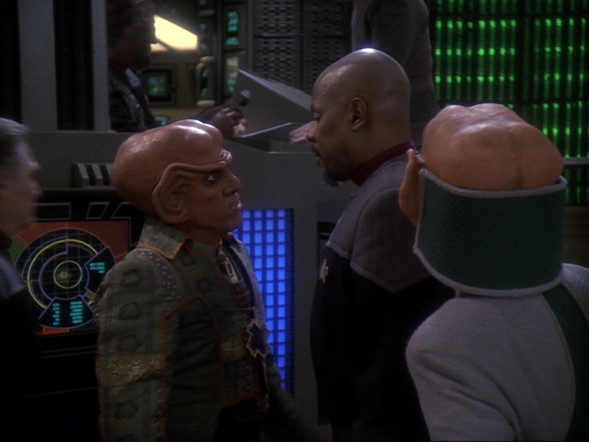 extant_StarTrek_DS9_6x23-ProfitAndLace_0289.jpg