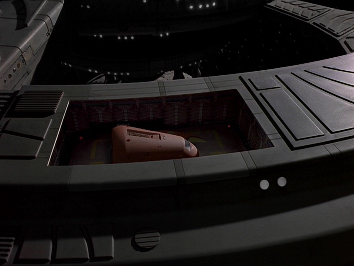 extant_StarTrek_DS9_6x23-ProfitAndLace_0338.jpg