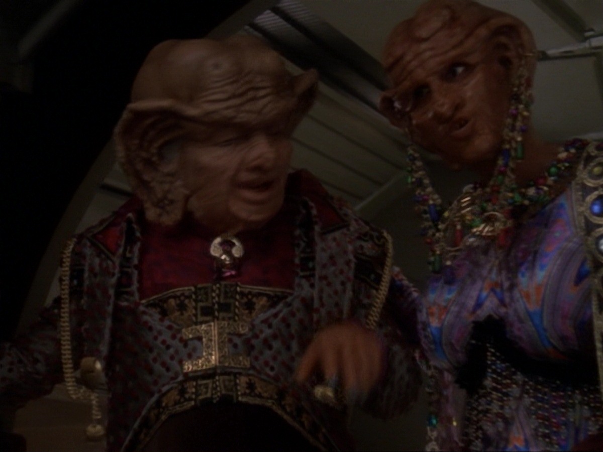 extant_StarTrek_DS9_6x23-ProfitAndLace_0393.jpg