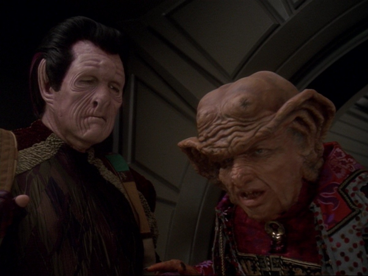 extant_StarTrek_DS9_6x23-ProfitAndLace_0410.jpg