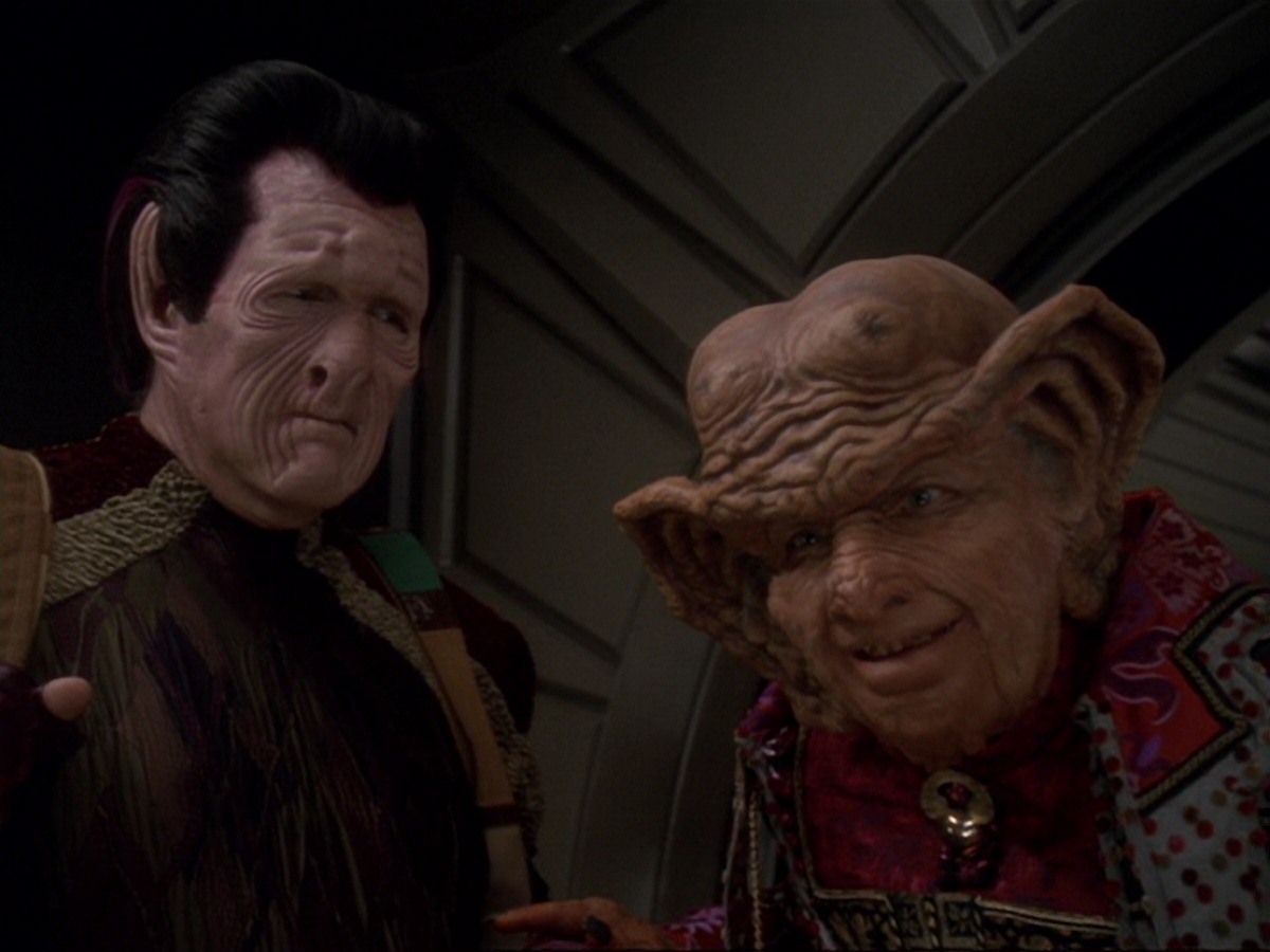 extant_StarTrek_DS9_6x23-ProfitAndLace_0419.jpg