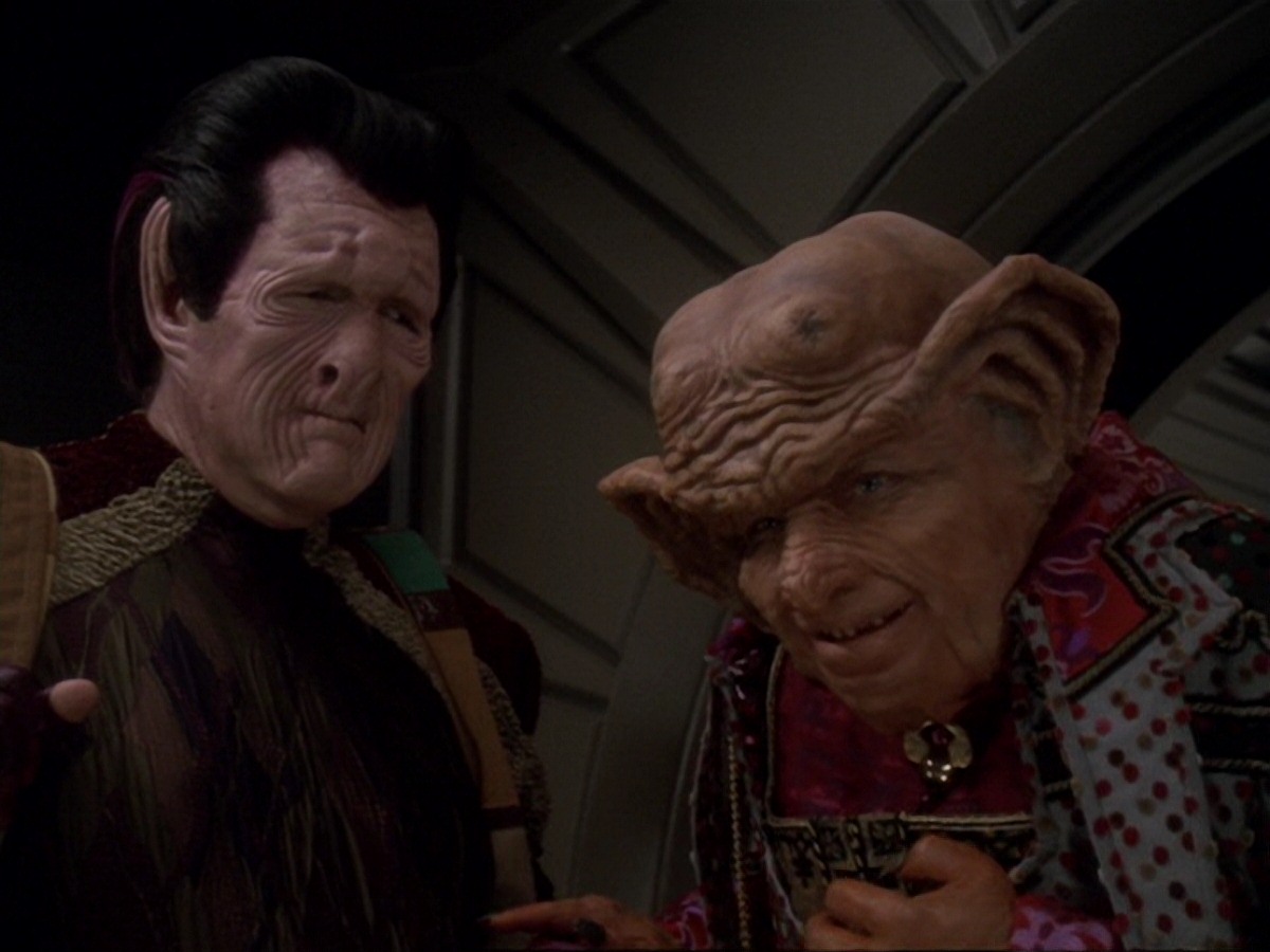 extant_StarTrek_DS9_6x23-ProfitAndLace_0421.jpg