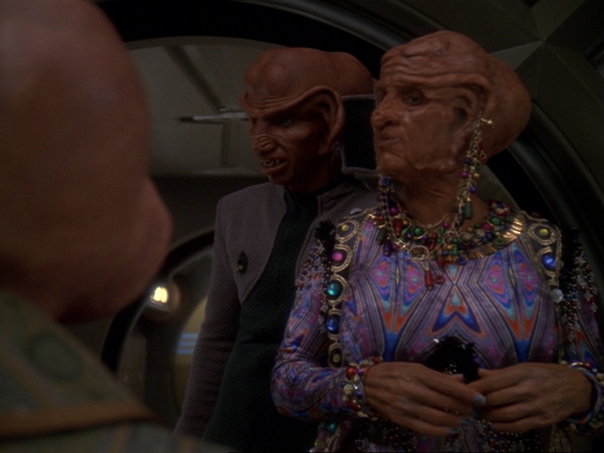 extant_StarTrek_DS9_6x23-ProfitAndLace_0425.jpg