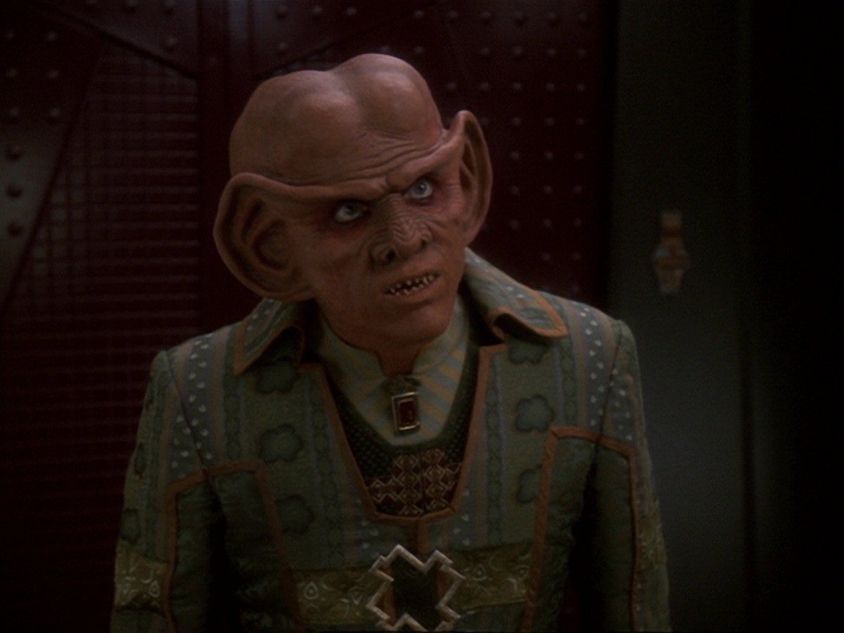 extant_StarTrek_DS9_6x23-ProfitAndLace_0443.jpg