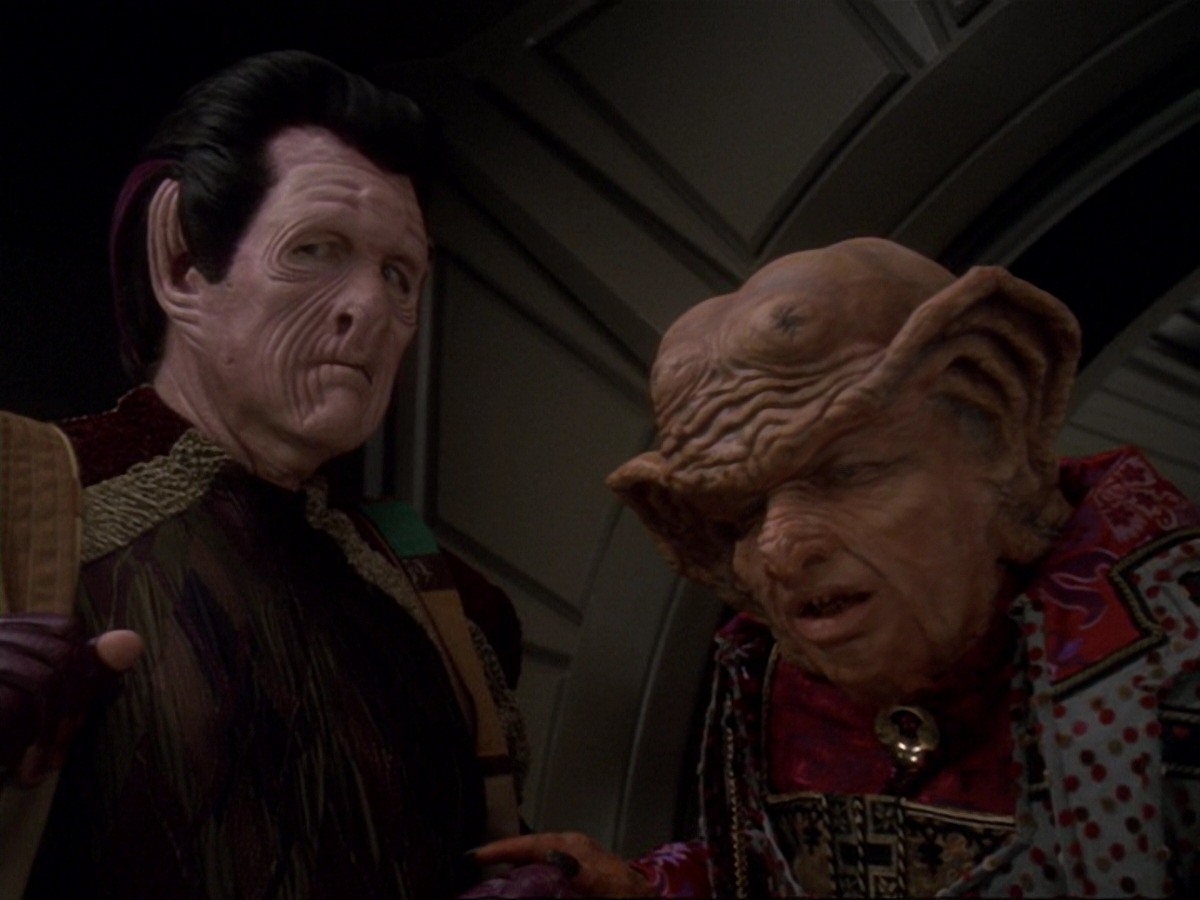 extant_StarTrek_DS9_6x23-ProfitAndLace_0465.jpg
