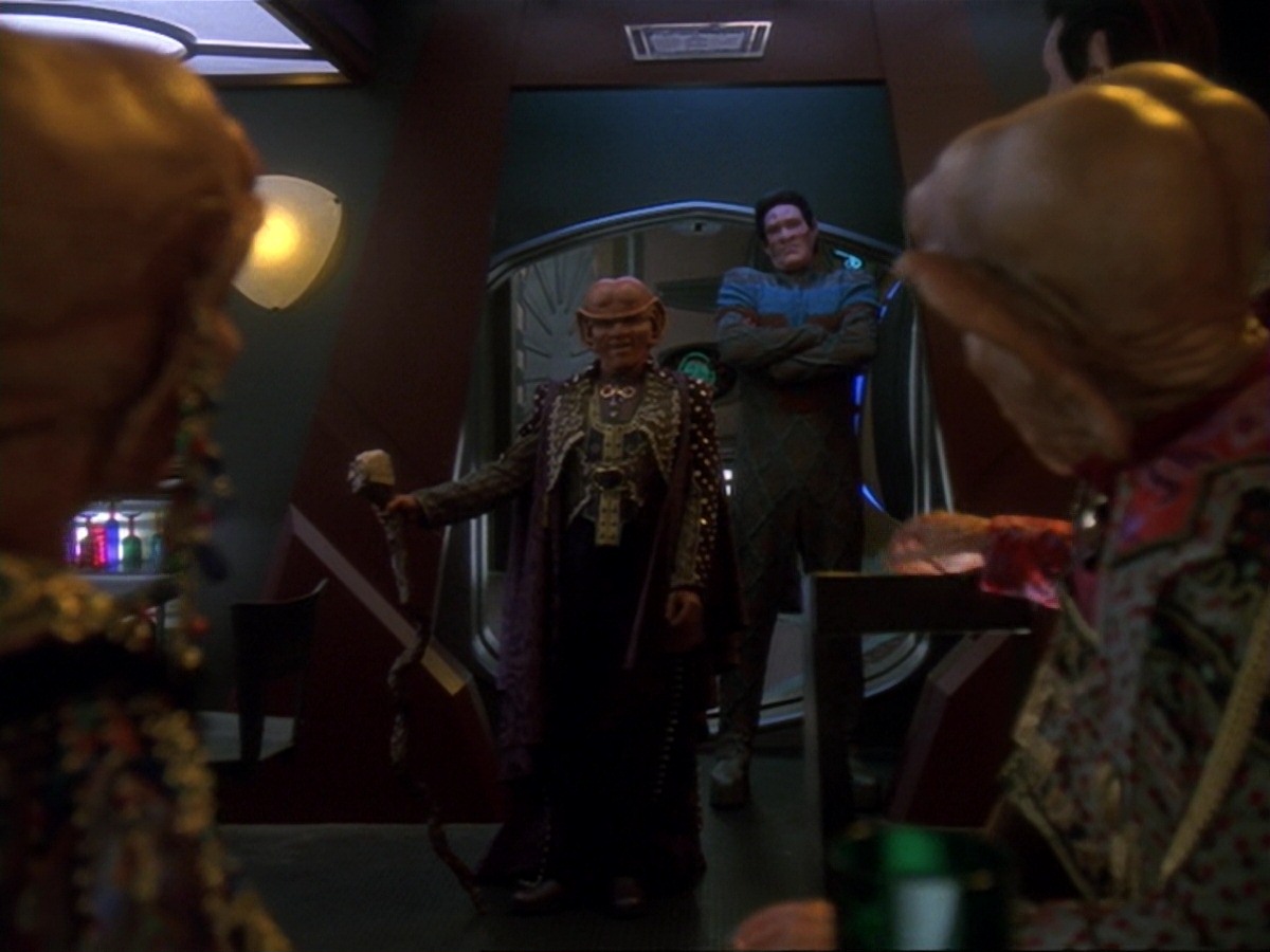 extant_StarTrek_DS9_6x23-ProfitAndLace_1150.jpg