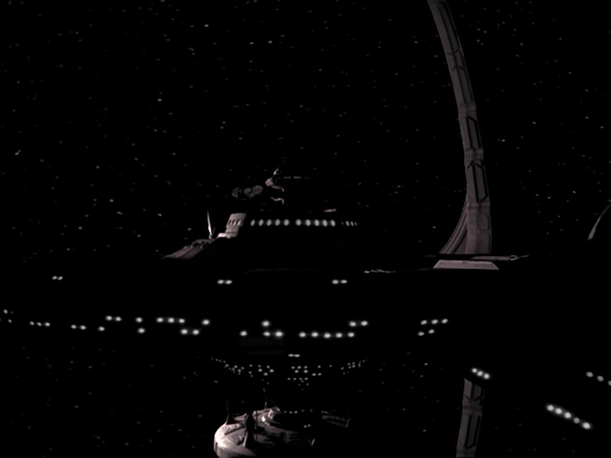 extant_StarTrek_DS9_6x23-ProfitAndLace_1400.jpg