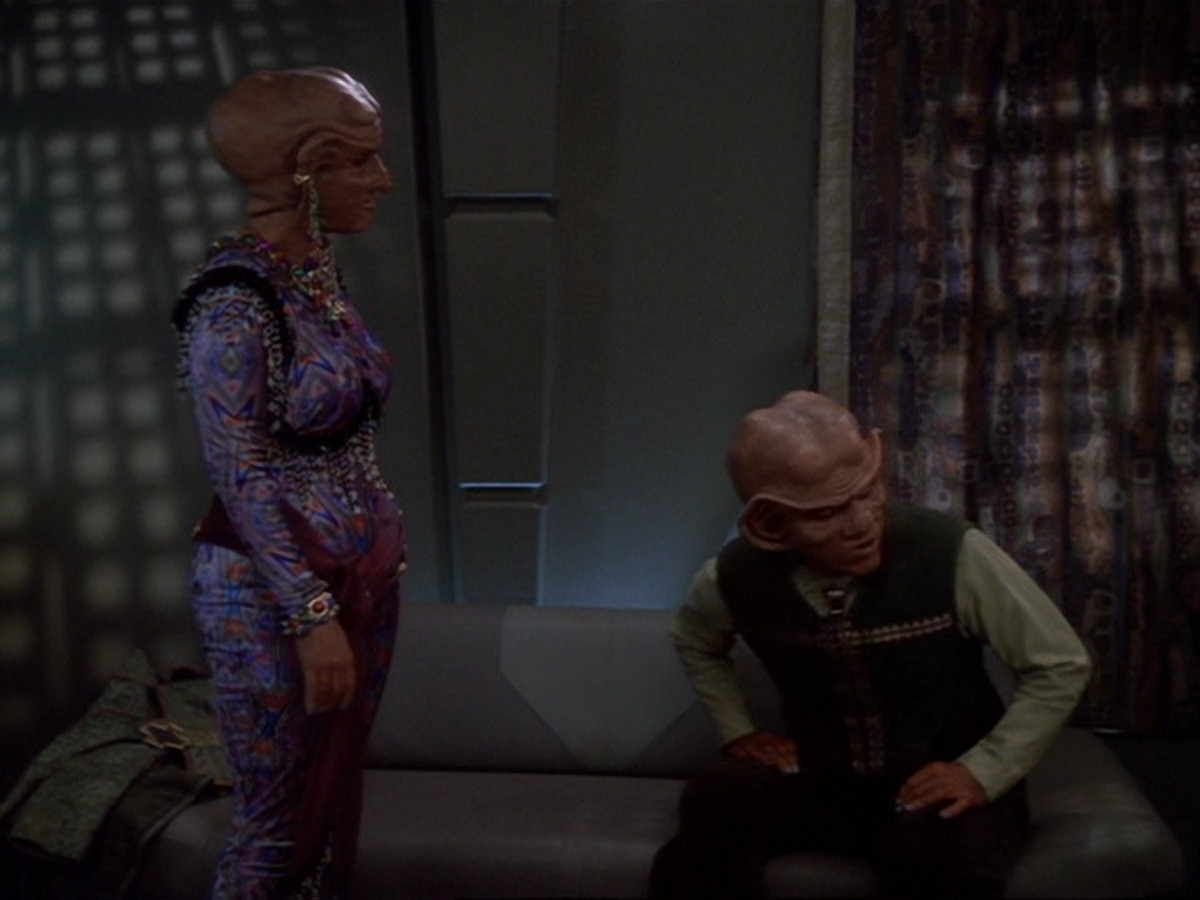 extant_StarTrek_DS9_6x23-ProfitAndLace_1451.jpg